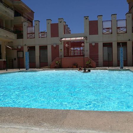 Arinaga Beach & Pool Apartment Luaran gambar