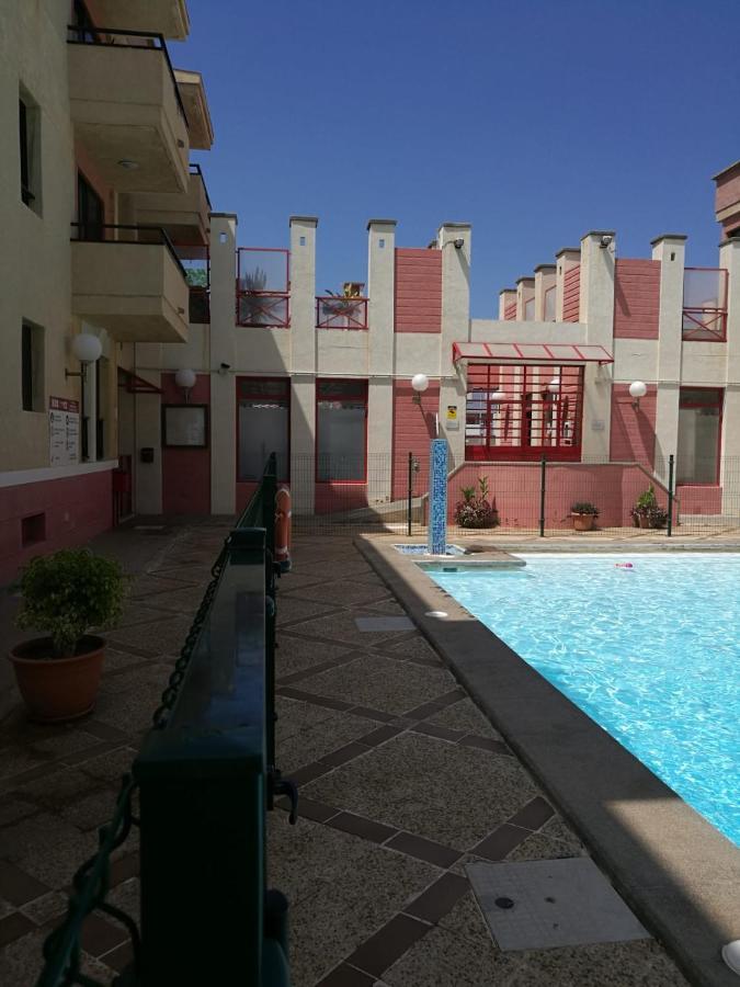 Arinaga Beach & Pool Apartment Luaran gambar