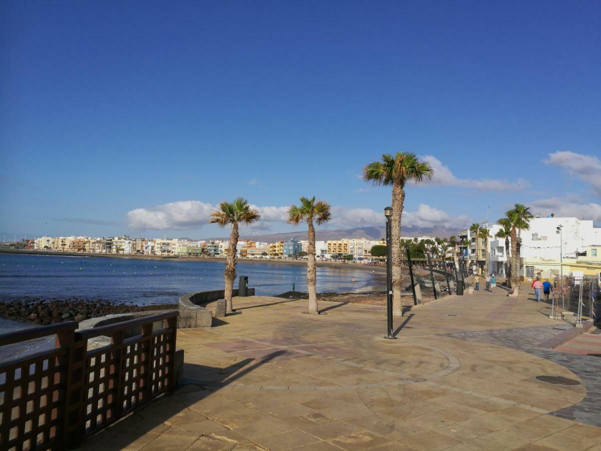 Arinaga Beach & Pool Apartment Luaran gambar